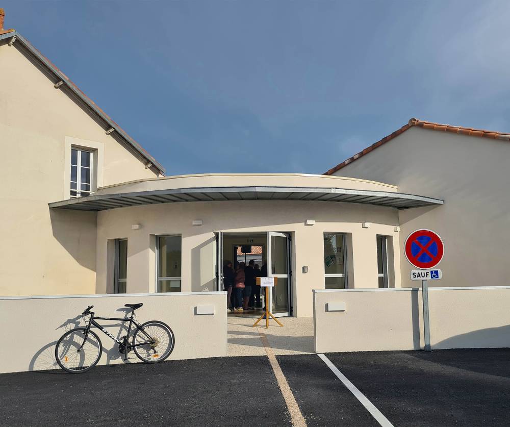 préau accueil - IMAGE