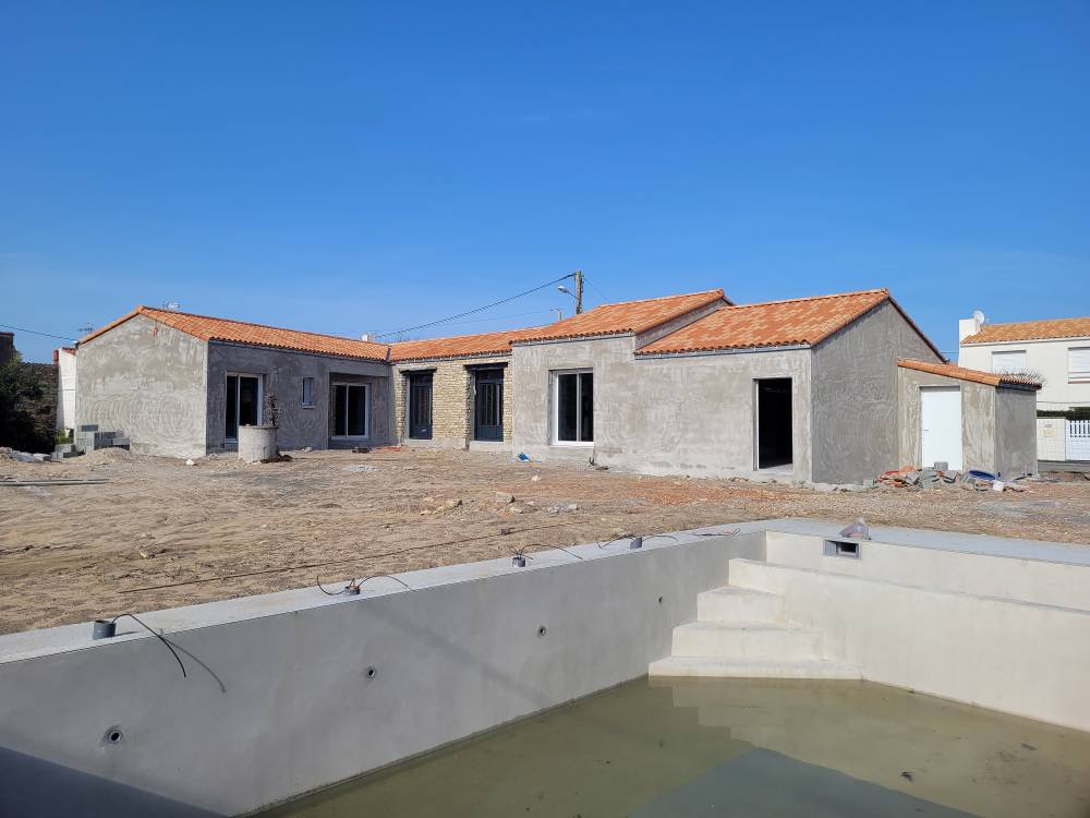 Travaux en cours, réhabilitation+extensions ok